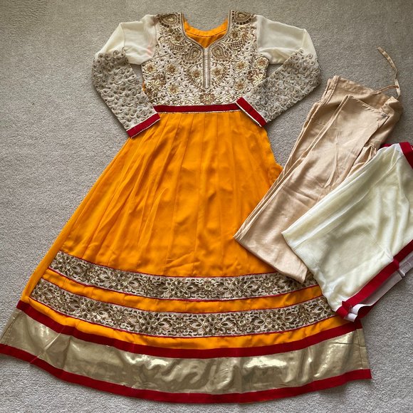 [NEW] Indian Pakistani Anarkali Gown Salwar Ethnic Suit Gold Coral Red XS - Picture 1 of 10